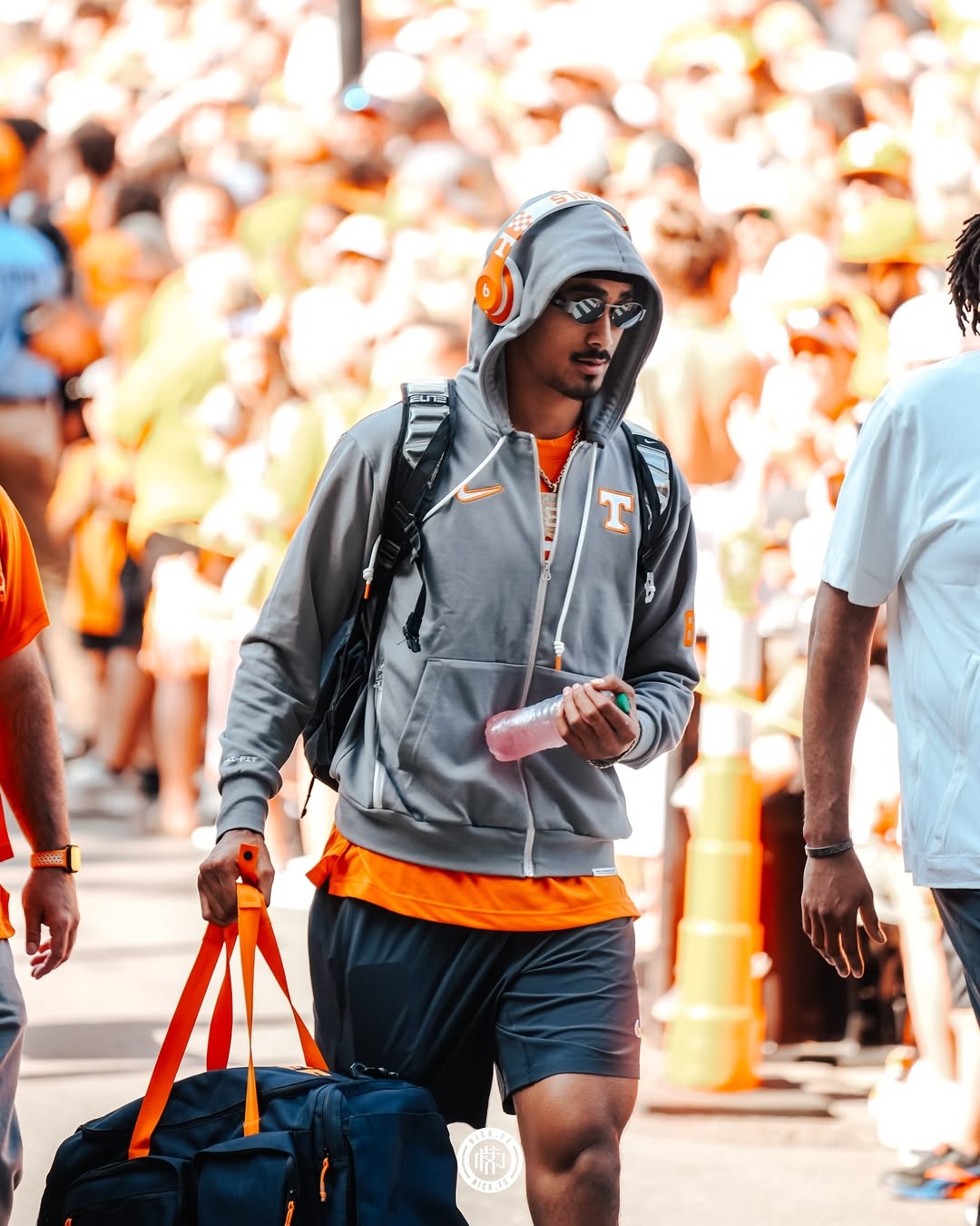 Tennessee Vols player arriving to game